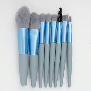 NWOT travel mini make up brush kit